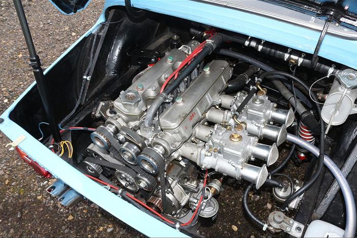 Abarth Simca 1300 Longnose Restoration - Photographs by: AMPaquete